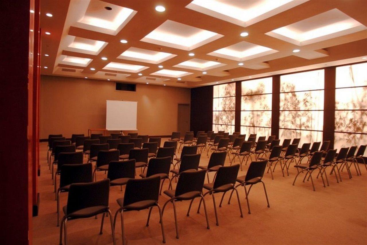 Hotel Des Arts Resort & Spa Tamarist Facilities photo